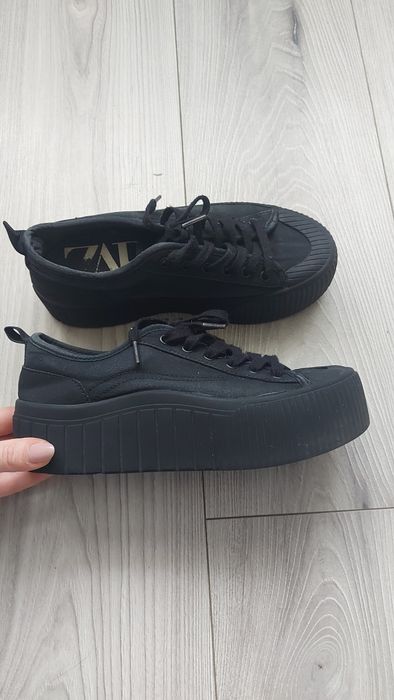 Кросівки Zara чорні демісезони 36(23 см)