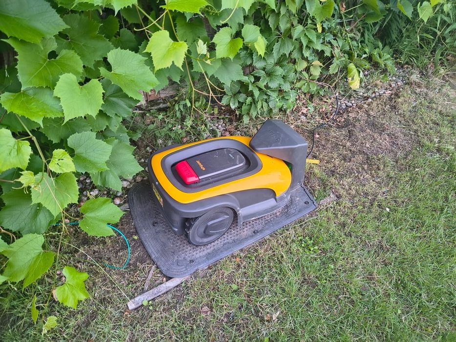 Robot koszący Stiga G 1200