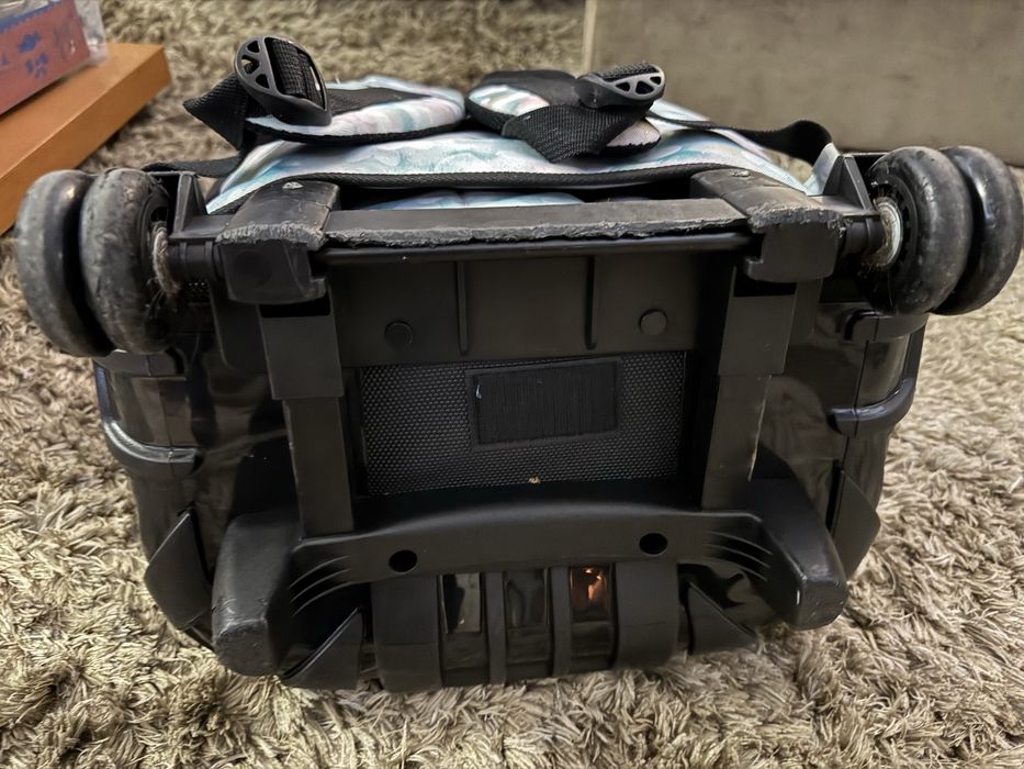 Mochila TOTTO em bom estado