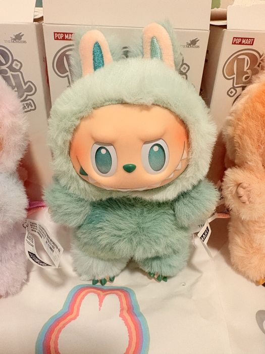 Labubu V3 Big into energy (original)