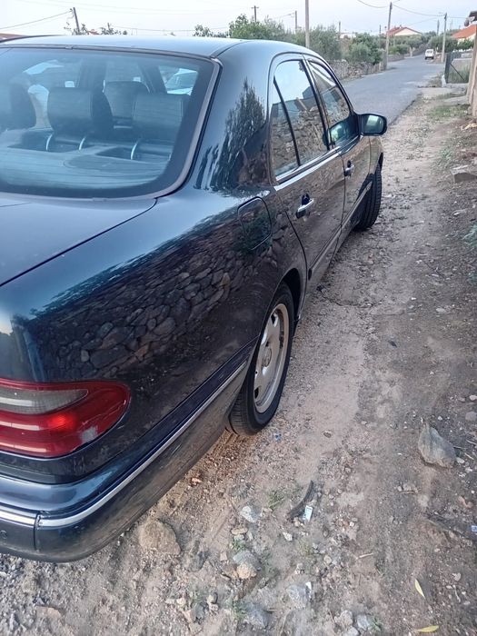 Vendo ou troco Mercedes Benz é220 CDI