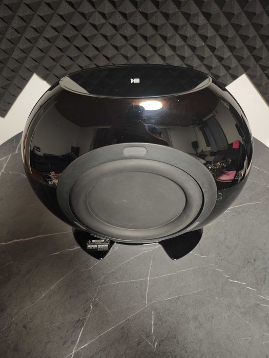 Активный сабвуфер KEF HTB2