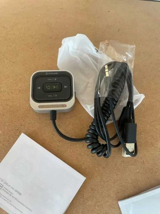 Odbiornik Bluetooth samochodowy Syncwire SW-BR998 z zestawem głośnomówiącym