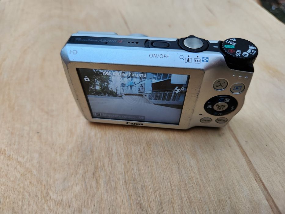 Цифровий фотоапарат Canon a3200
