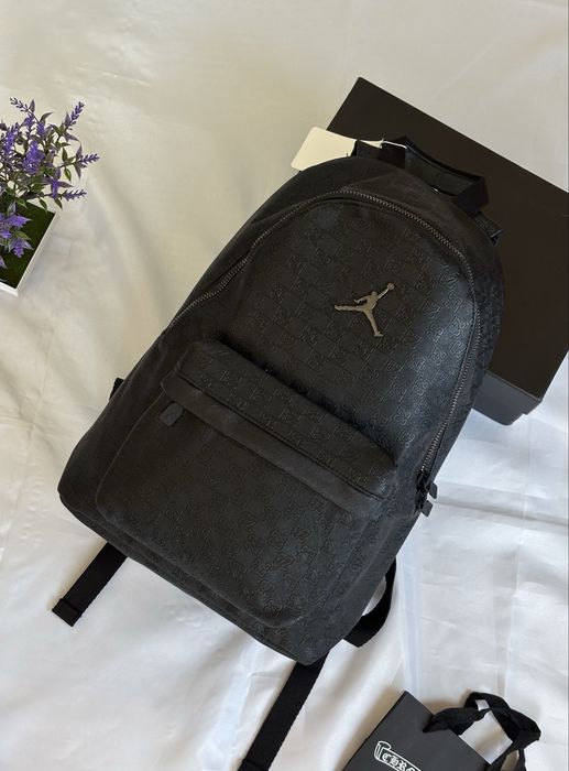 Рюкзак Nike  Jordan Monogram Найк Джордан Монограм Чорний Топ На Школу