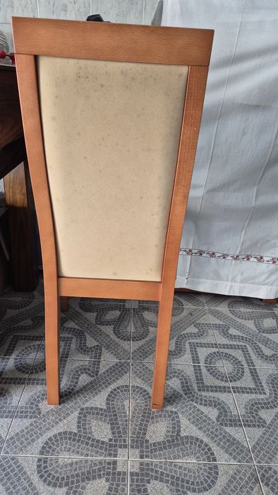 4 cadeiras de mesa de jantar