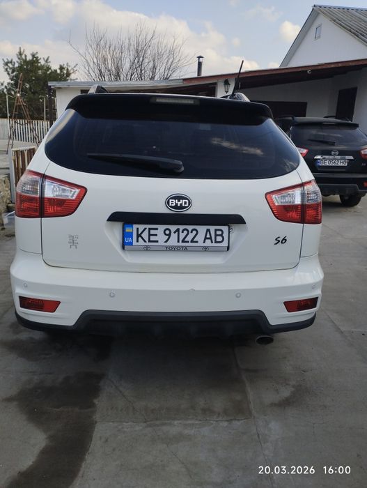 Продам авто BYD S6