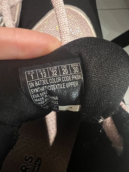 Skechers dziewczęce 32 – MEMORY FOAM, stan bardzo dobry