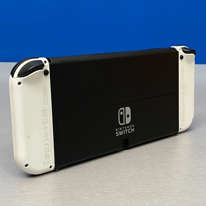 Nintendo Switch OLED (White)