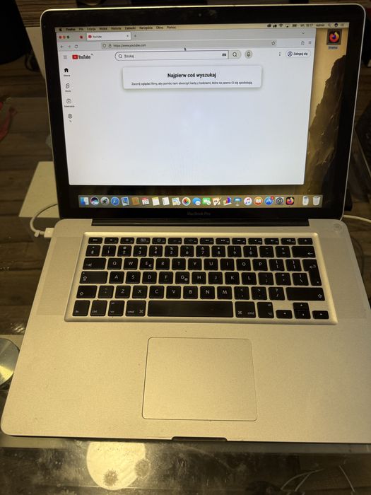 Macbook pro 15 2011 rok + orginalna ładowarka | SPRAWNY W CALOSCI
