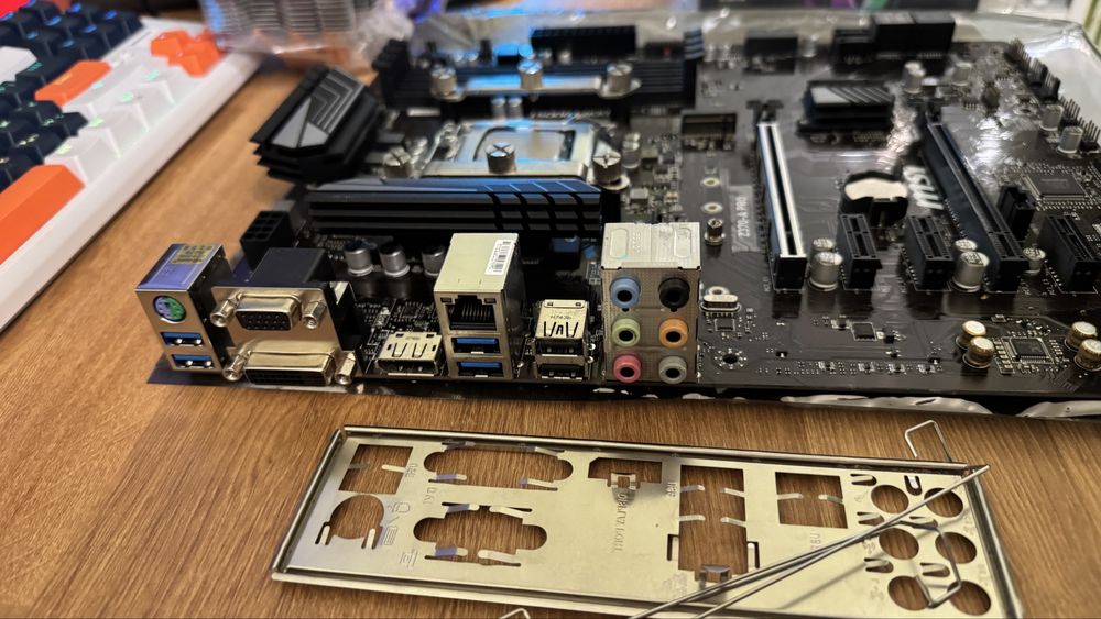 Intel Core i5-8600K + MSI Z370-A Pro + охолодження Ardwolf