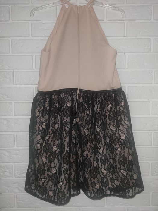 Sukienka Asos 40 koronkowa