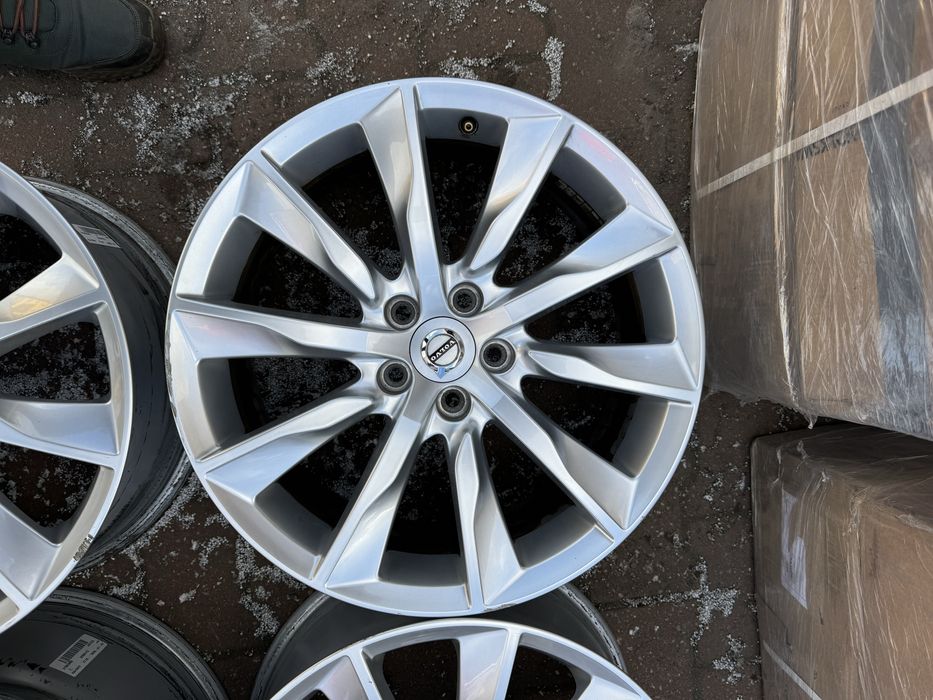 Felgi 18 cali Volvo S90 V90 oryginał