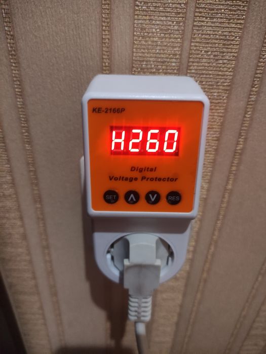 Реле напруги від скачків для холодильника, котла, телевізора, пли