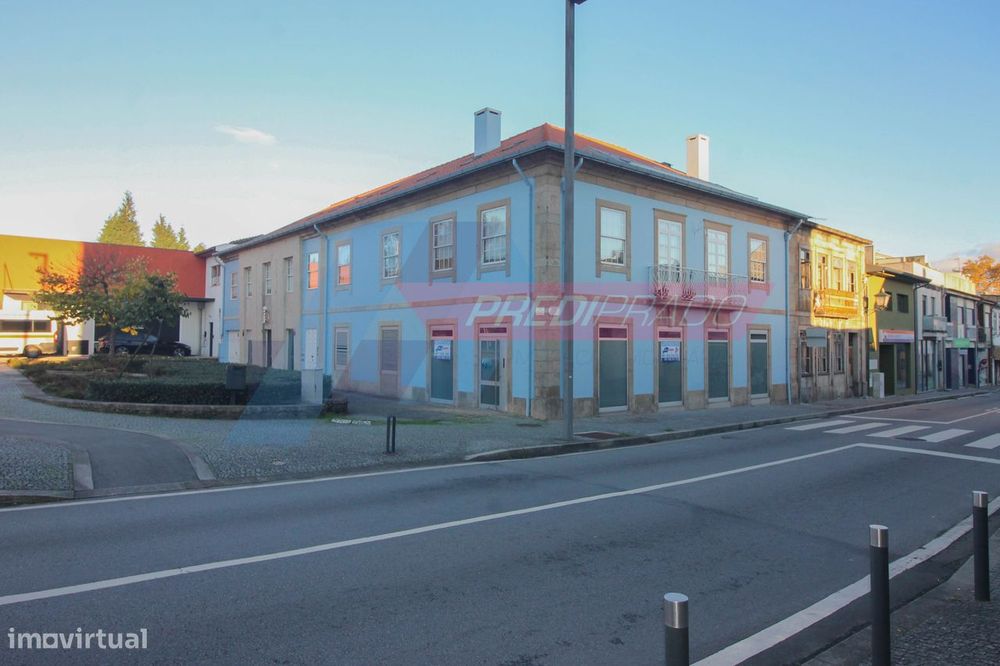 Loja com Projeto para Transformação em Habitação!