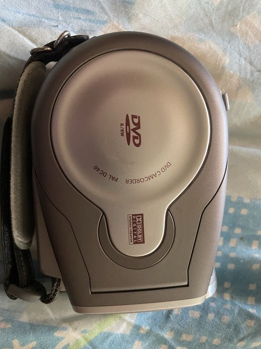 Видекамера Canon DC 40