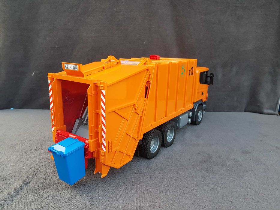 Bruder 03560 Scania R Śmieciarka pomarańczowa