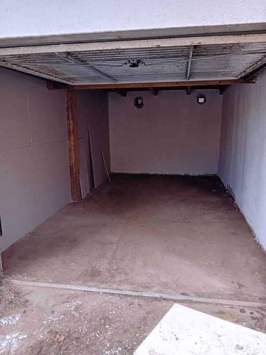 Garaż w Stroniu Śląskim