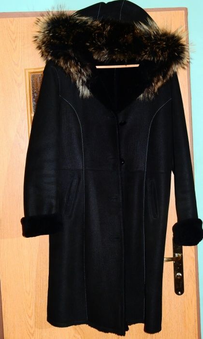 Płaszcz kozuch zimowy