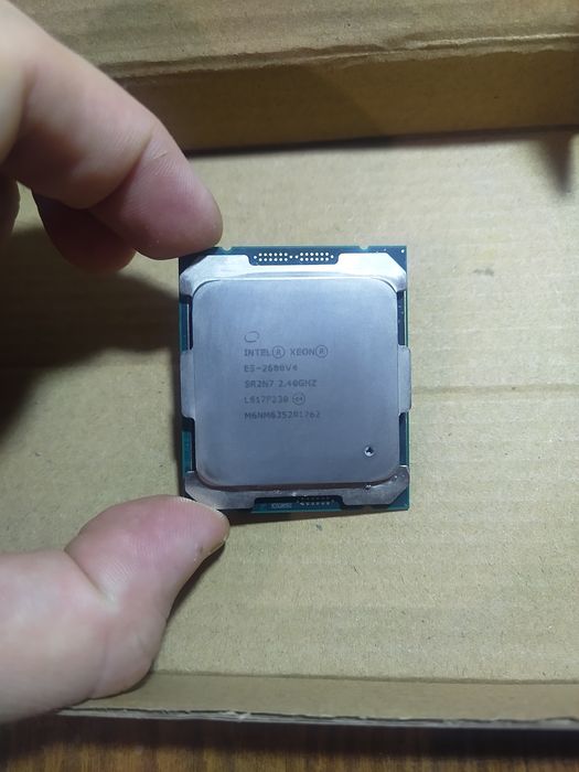 Процессор Intel Xeon E5-2680 v4