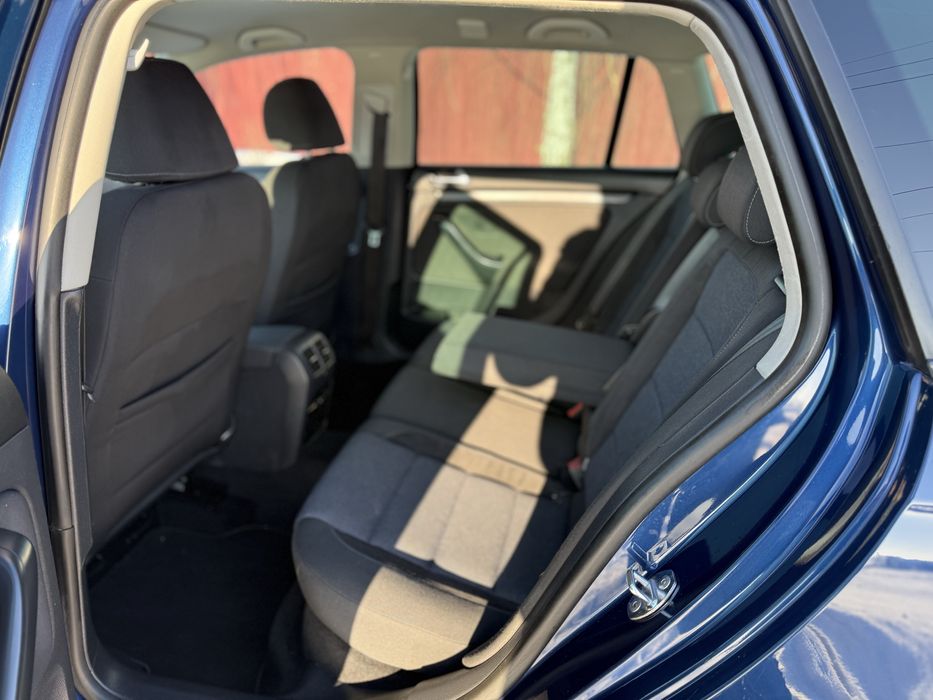 Volkswagen Golf з Німеччини вже Розмитнений