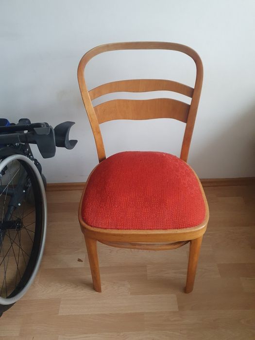 Krzesła prl do renowacji