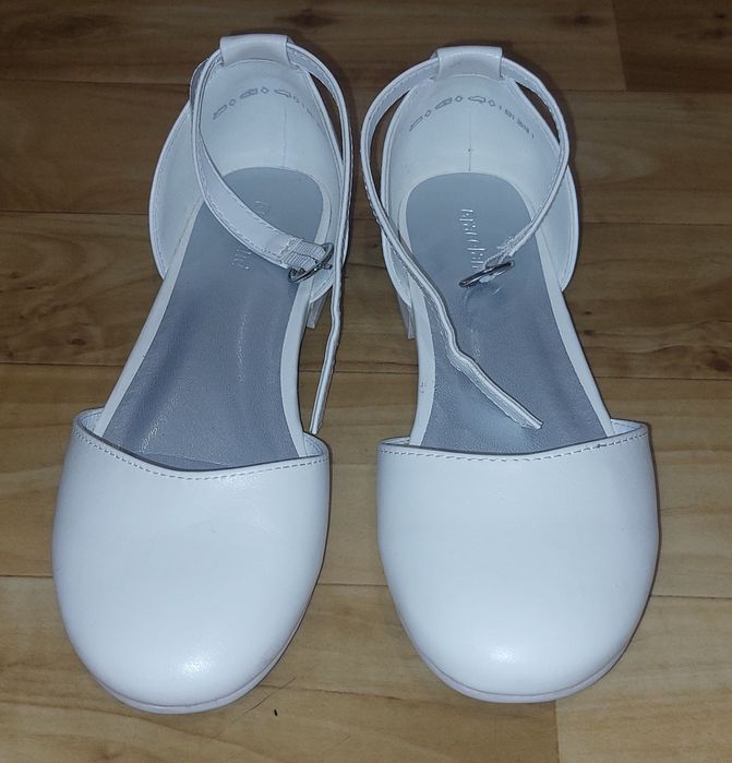 Buty komunijne 32-33 używane