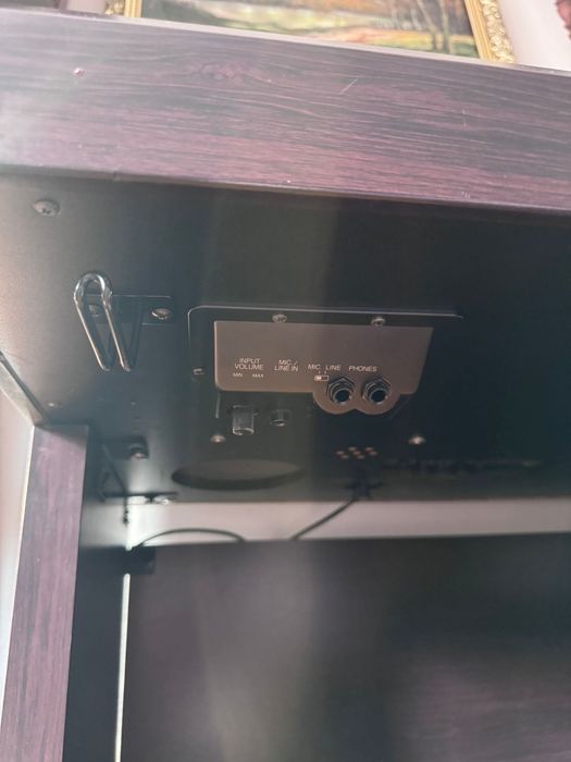 Pianino elektroniczne Yamaha Clavinova CVP-403