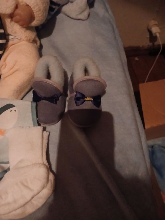 Bebe reborn com os olhos abertos