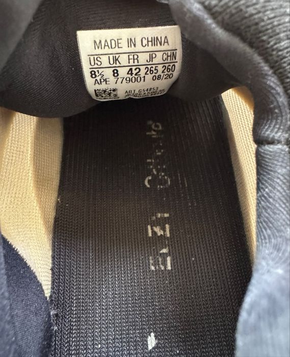 YEZZY 700 V3 “Mono Safflower”