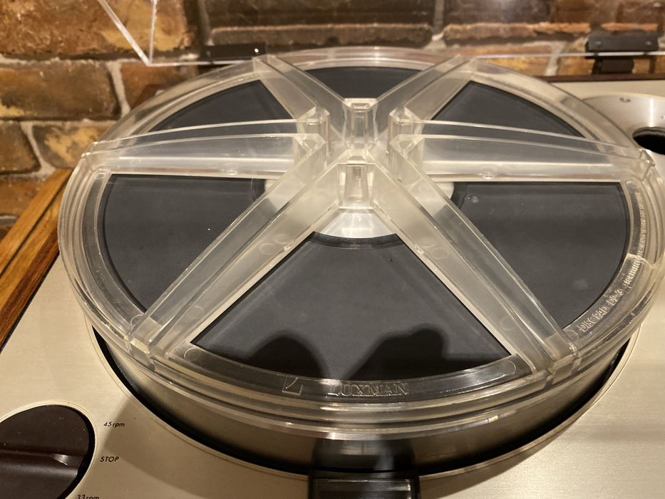 Gramofon Luxman PD 300