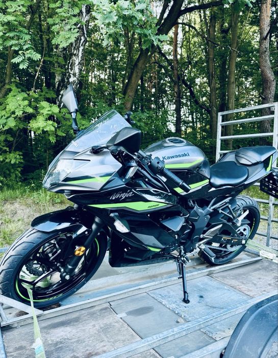 Kawasaki Ninja 125 |2023 | 344 km | jak NOWY | salonowy stan | dodatki