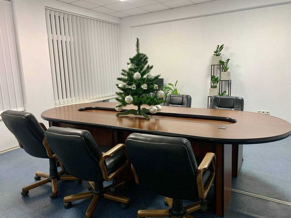 Переговорна кімната пр-т. Соборності, 19, New Gene