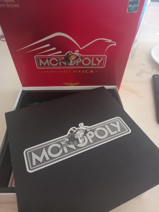 Jogo Monopoly: Centenarium SL Benfica (1904-2004) -