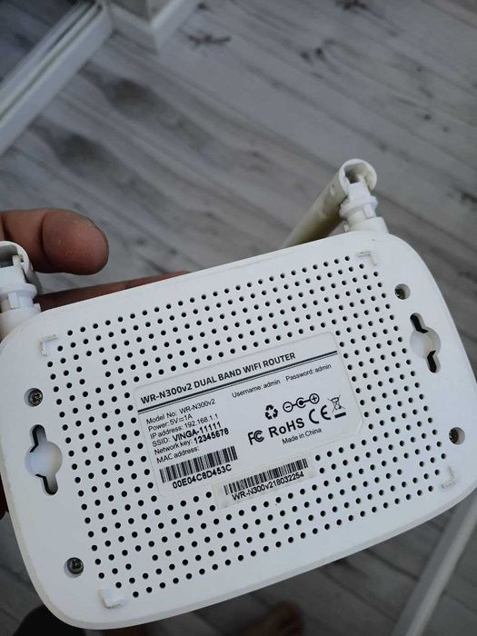 Wi-Fi роутери Xiaomi 4C, TP-Link WR850N, WR820N, Vinga N300v2
