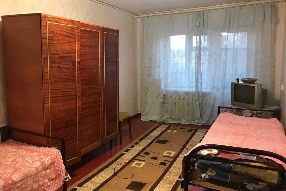 Сдам у довгострокову оренду однокімнатну квартиру у центрі