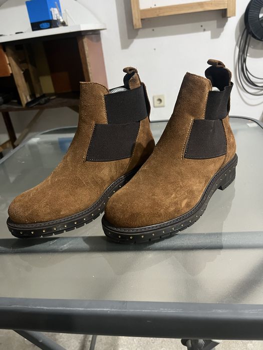Botas de mulher novas
