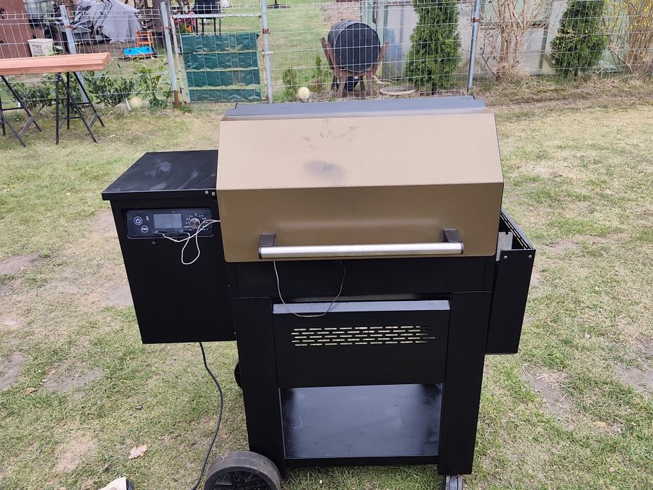 Grill wędzarnia na pellet  automat , 3 ruszty zobacz tarringoton house