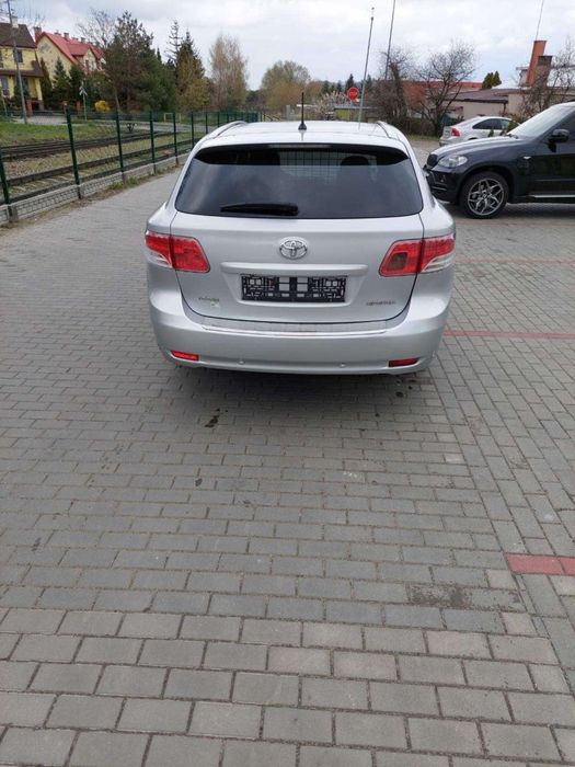 Toyota Avensis 2.2