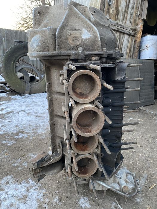 Блок двигуна з шпильки блока ГАЗ-53 ГАЗ-66