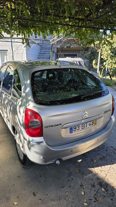 Citroën Xsara Picasso 1.6 HDi (2006) – Mecânica Excelente (Avarias de Pintura) foto 5