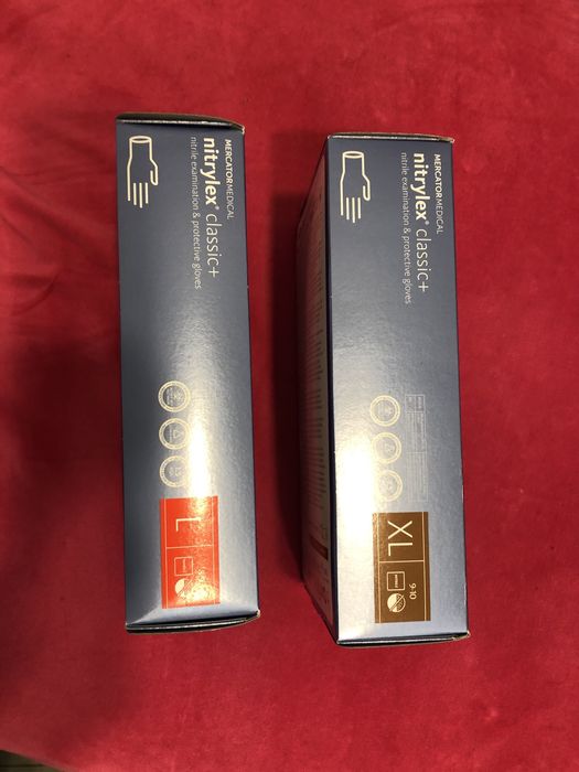 Rękawiczki jednorazowe nitrylowe.