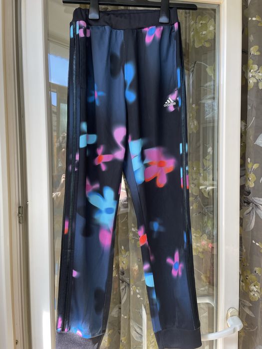 Костюм Adidas. Оригинал.11-12 лет