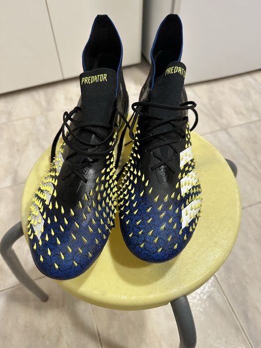 Chuteiras adidas t46
