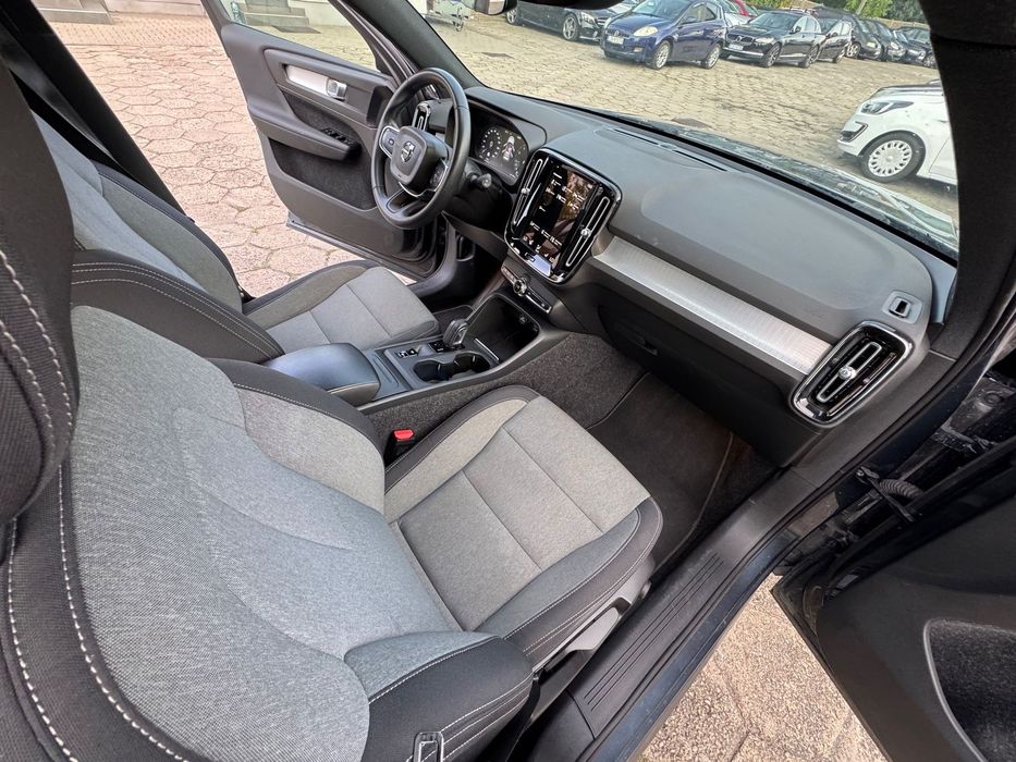 Volvo XC 40 BOGATA WERSJA! 63tys.km kamera automat asystent full led grzane fotele