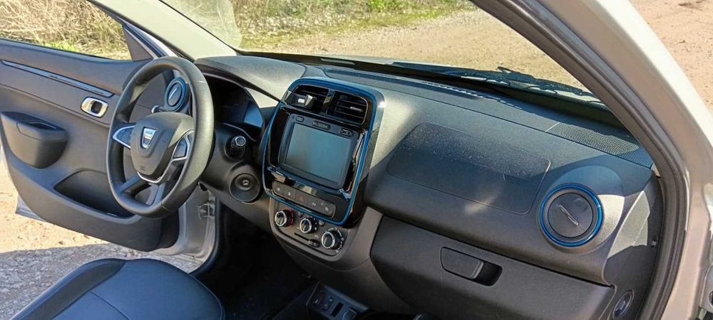 Alugo TVDE Dacia Spring 45 carregamento rápido