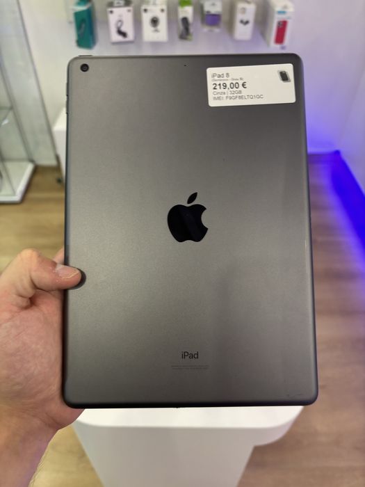 iPad 8 - Seminovo