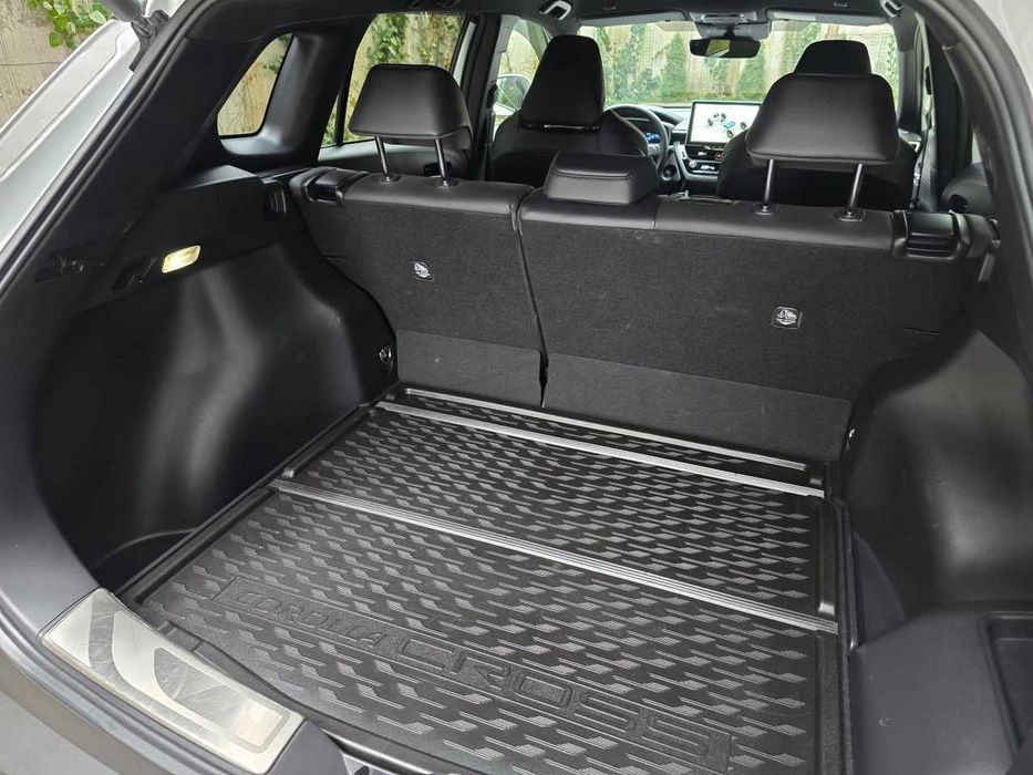 Продам  Toyota Corolla Cross 2024. Можна в розстрочку, під викуп.