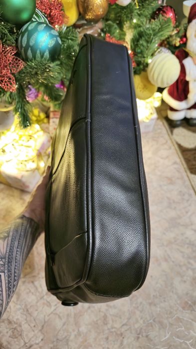 Мужская кожаная сумка для ноутбука Medicine