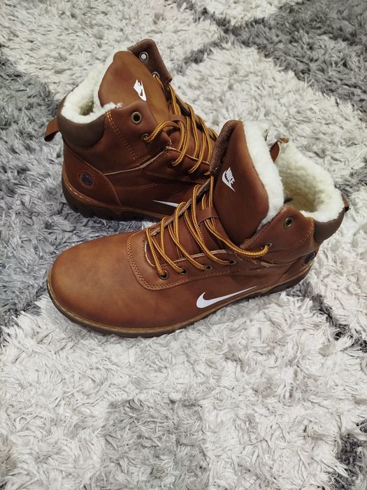 Nowe zimowe buty męskie